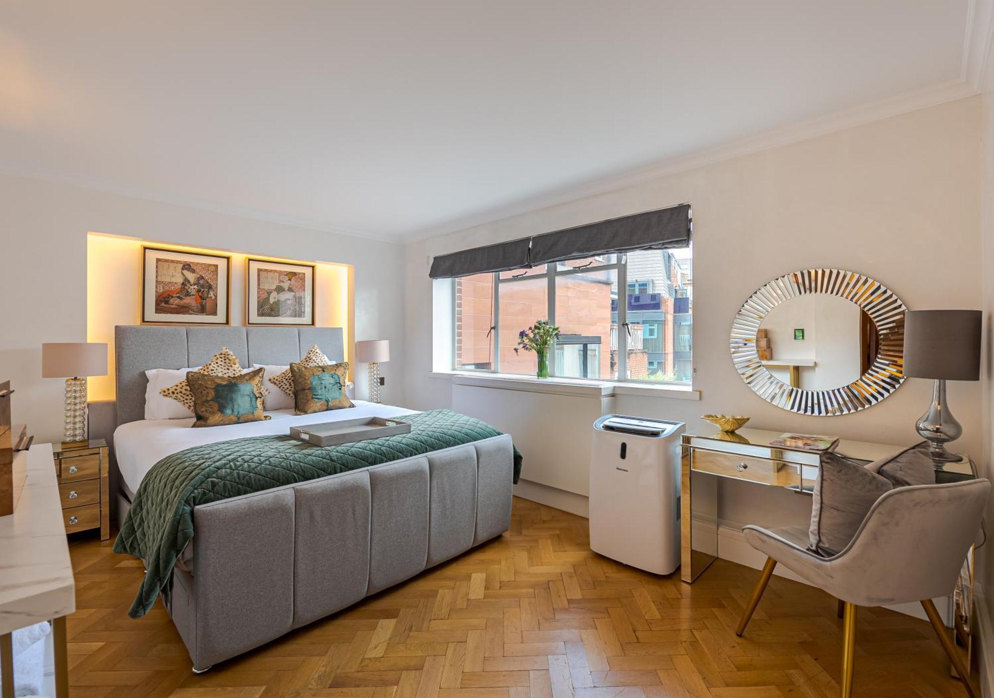 Modern Knightsbridge Apartment With Balcony Overlooking Harrods Prime Location London Exterior foto