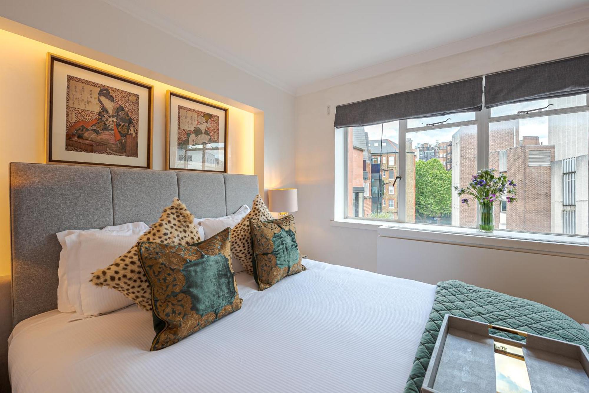 Modern Knightsbridge Apartment With Balcony Overlooking Harrods Prime Location London Exterior foto