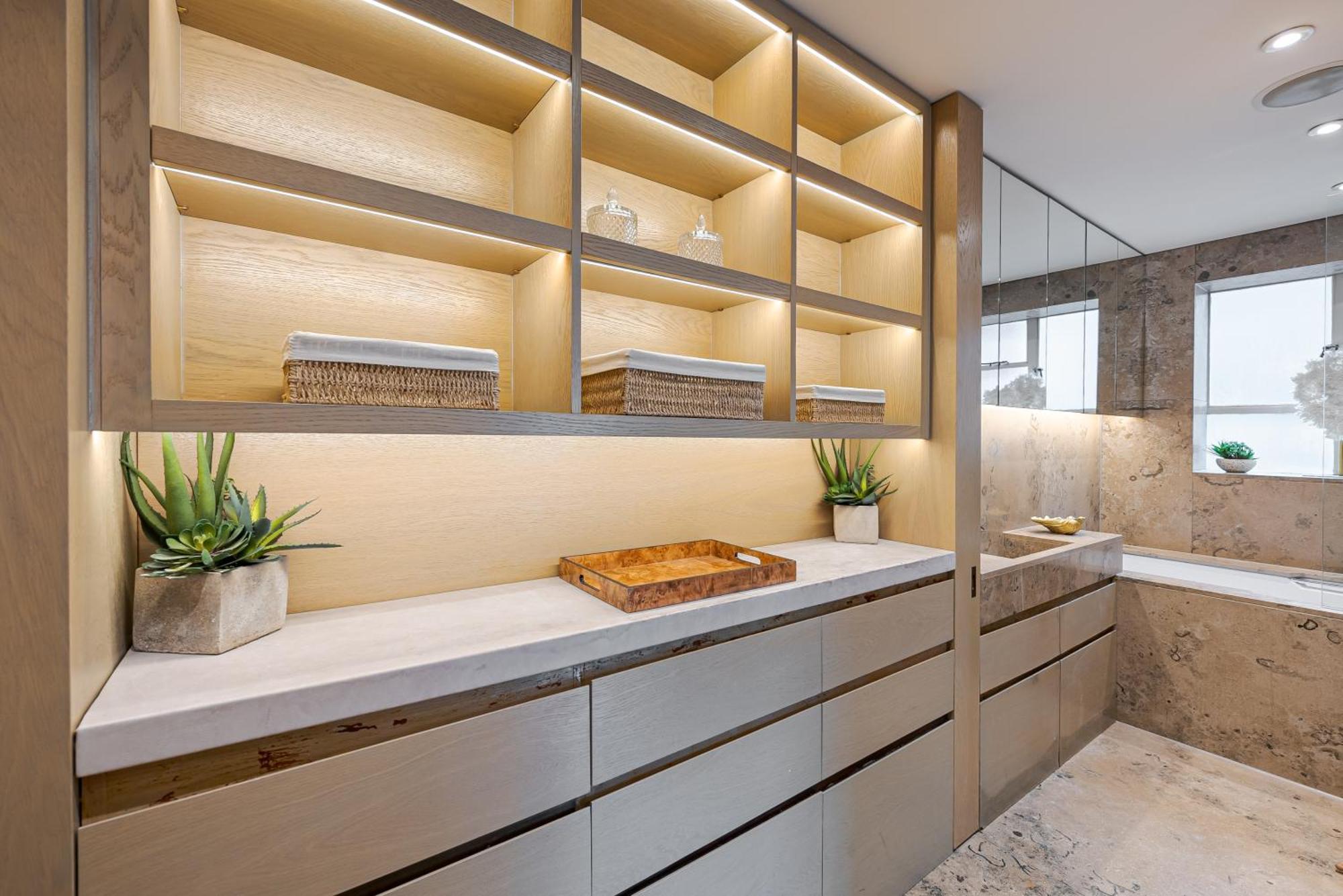 Modern Knightsbridge Apartment With Balcony Overlooking Harrods Prime Location London Exterior foto