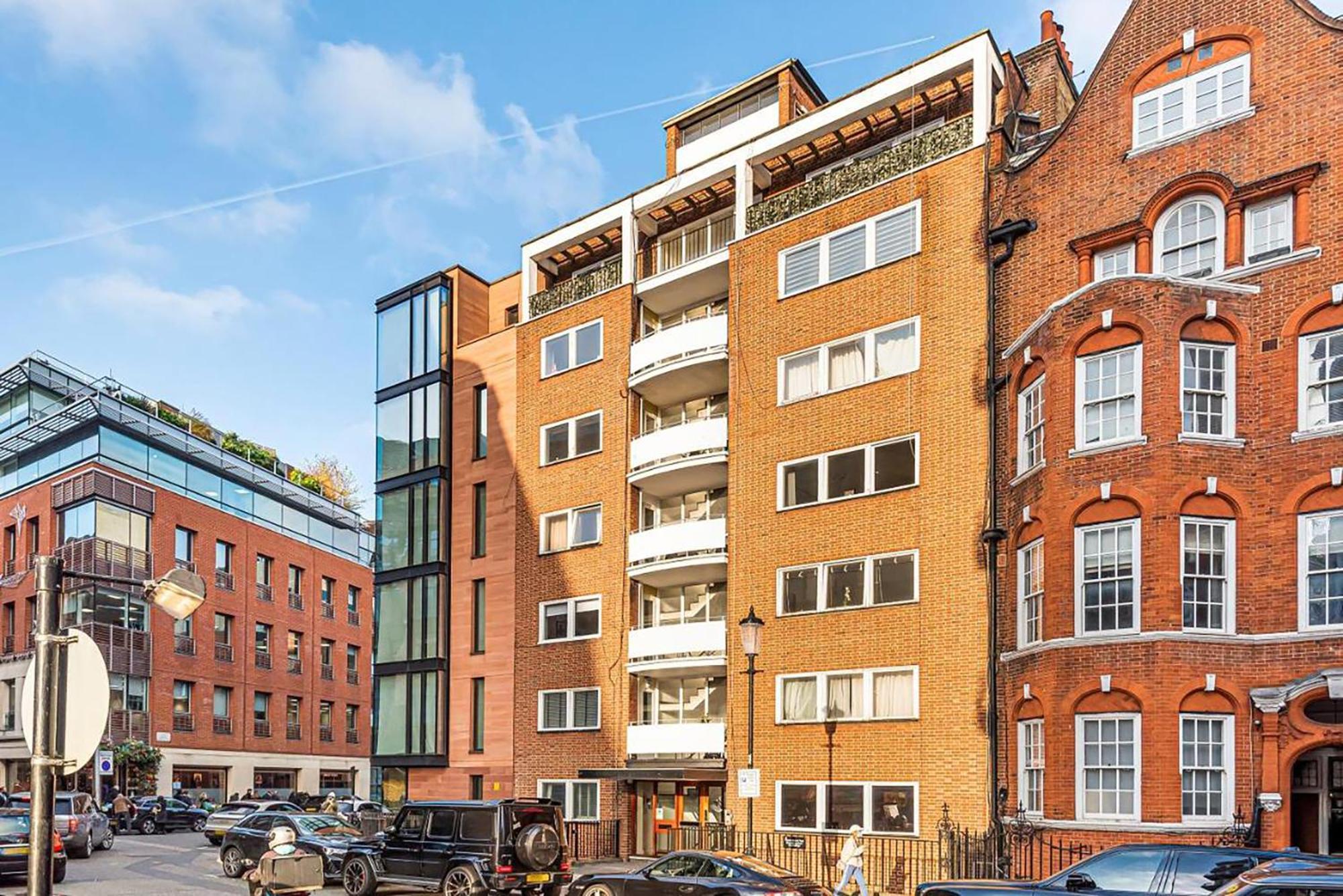 Modern Knightsbridge Apartment With Balcony Overlooking Harrods Prime Location London Exterior foto